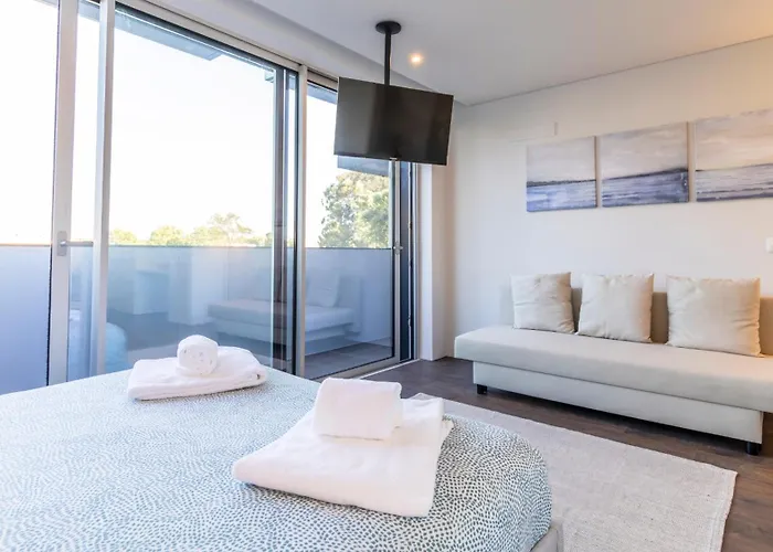 Circunvalacao I By Unique Hosts